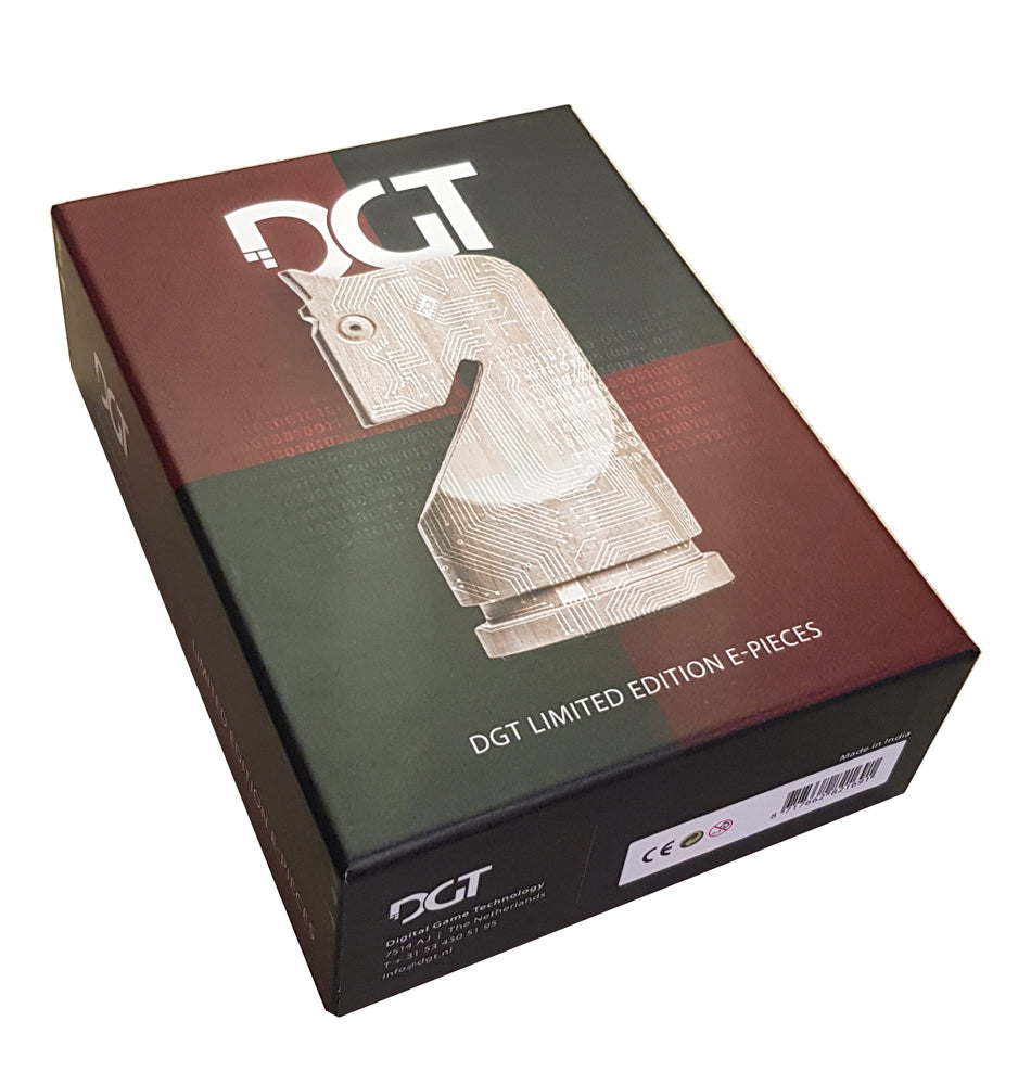 DGT Ultra Modern Staunton Wooden Electronic Chess Pieces (Extra Weighted)